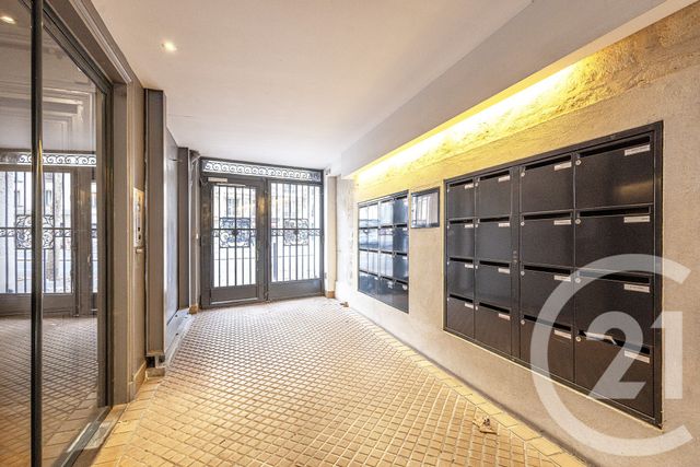 Appartement F2 à vendre - 2 pièces - 33.57 m2 - PARIS - 75014 - ILE-DE-FRANCE - Century 21 Agence Luxembourg