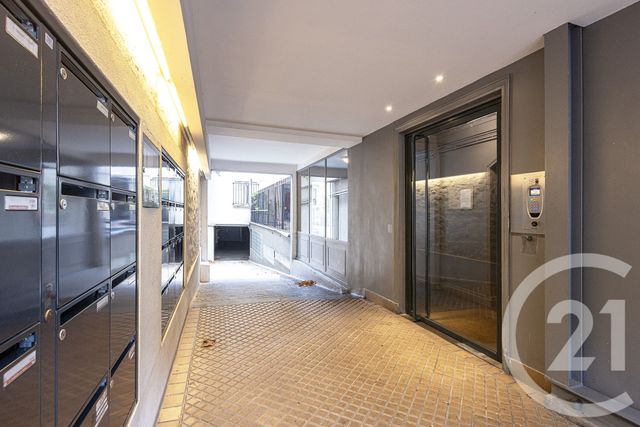 Appartement F2 à vendre - 2 pièces - 33.57 m2 - PARIS - 75014 - ILE-DE-FRANCE - Century 21 Agence Luxembourg