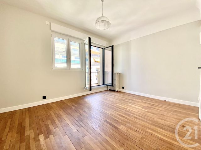 Appartement T3 à vendre - 3 pièces - 71.24 m2 - PARIS - 75007 - ILE-DE-FRANCE - Century 21 Agence Luxembourg