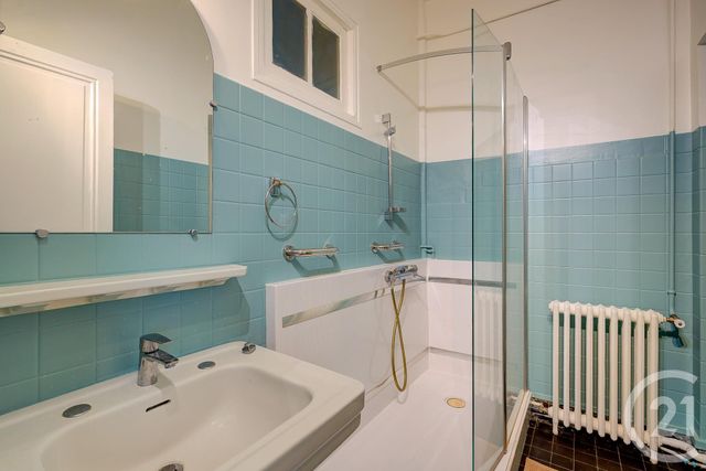 Appartement T3 à vendre - 3 pièces - 51.66 m2 - PARIS - 75005 - ILE-DE-FRANCE - Century 21 Agence Luxembourg