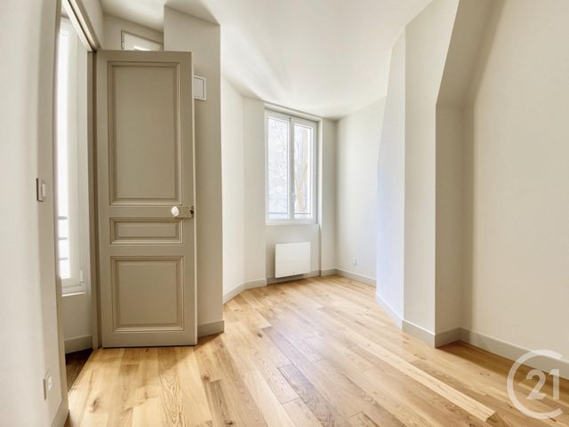 Appartement T3 à vendre - 3 pièces - 50.29 m2 - PARIS - 75014 - ILE-DE-FRANCE - Century 21 Agence Luxembourg