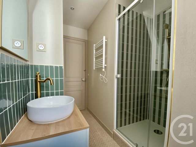 Appartement T3 à vendre - 3 pièces - 50.29 m2 - PARIS - 75014 - ILE-DE-FRANCE - Century 21 Agence Luxembourg