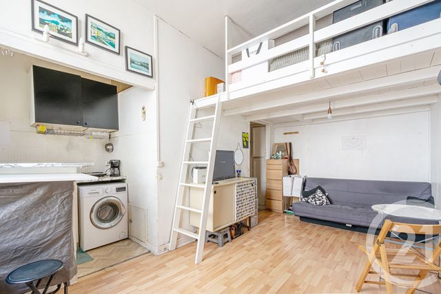 Appartement Studio à vendre PARIS