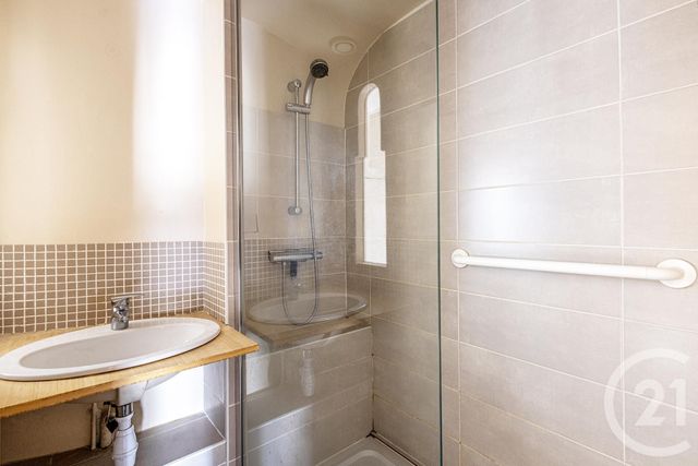 Appartement T2 à vendre - 2 pièces - 57.94 m2 - PARIS - 75005 - ILE-DE-FRANCE - Century 21 Agence Luxembourg