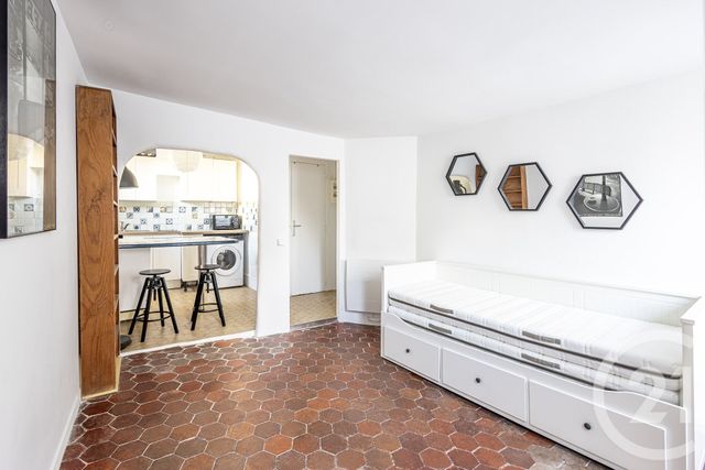 Appartement Studio à vendre - 1 pièce - 23.69 m2 - PARIS - 75005 - ILE-DE-FRANCE - Century 21 Agence Luxembourg