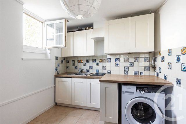 Appartement Studio à vendre - 1 pièce - 23.69 m2 - PARIS - 75005 - ILE-DE-FRANCE - Century 21 Agence Luxembourg