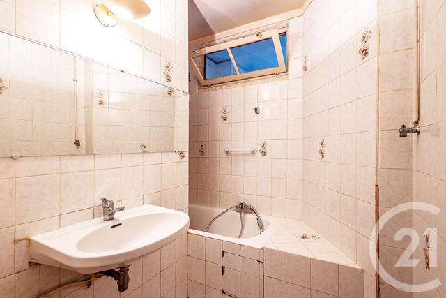 Appartement à vendre - 3 pièces - 55.3 m2 - PARIS - 75013 - ILE-DE-FRANCE - Century 21 Agence Luxembourg