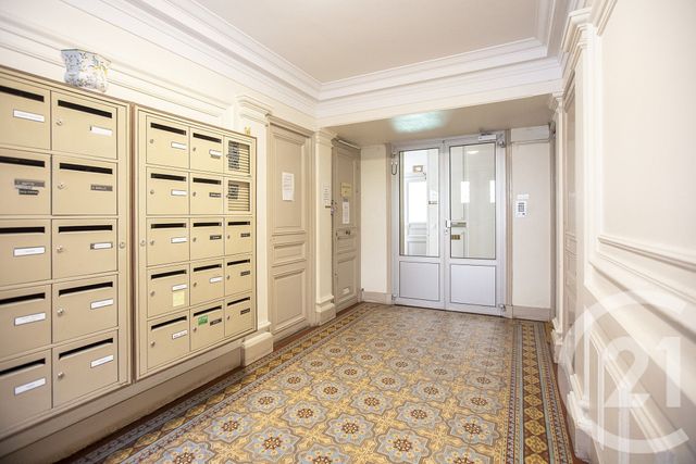 Appartement à vendre - 3 pièces - 55.3 m2 - PARIS - 75013 - ILE-DE-FRANCE - Century 21 Agence Luxembourg