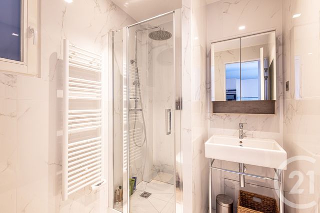 Appartement F2 à vendre - 2 pièces - 57.92 m2 - PARIS - 75005 - ILE-DE-FRANCE - Century 21 Agence Luxembourg