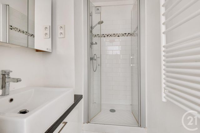 Appartement à vendre - 3 pièces - 53.47 m2 - PARIS - 75015 - ILE-DE-FRANCE - Century 21 Agence Luxembourg