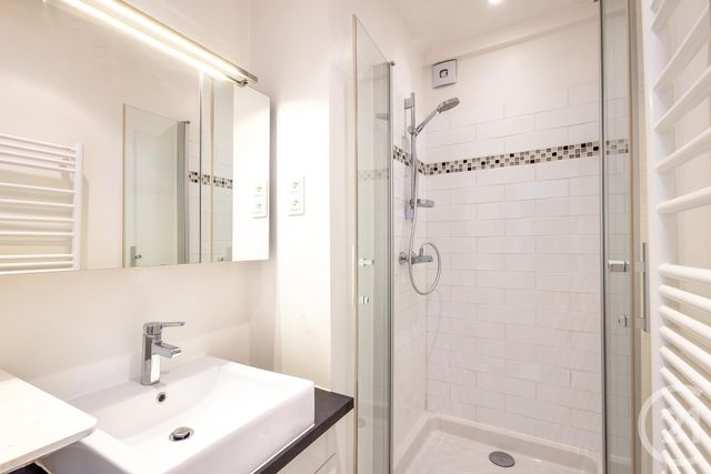 Appartement à vendre - 3 pièces - 53.47 m2 - PARIS - 75015 - ILE-DE-FRANCE - Century 21 Agence Luxembourg