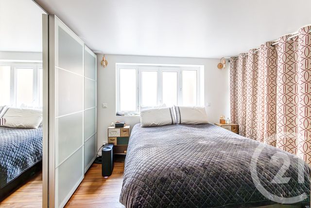 Appartement à vendre - 6 pièces - 113.0 m2 - PARIS - 75018 - ILE-DE-FRANCE - Century 21 Agence Luxembourg