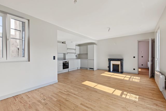 Appartement à vendre - 4 pièces - 76.0 m2 - PARIS - 75007 - ILE-DE-FRANCE - Century 21 Agence Luxembourg